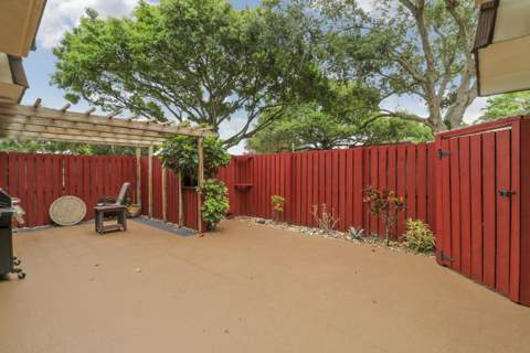 1901 19th Lane, Palm Beach Gardens FL - photo 17 of 26