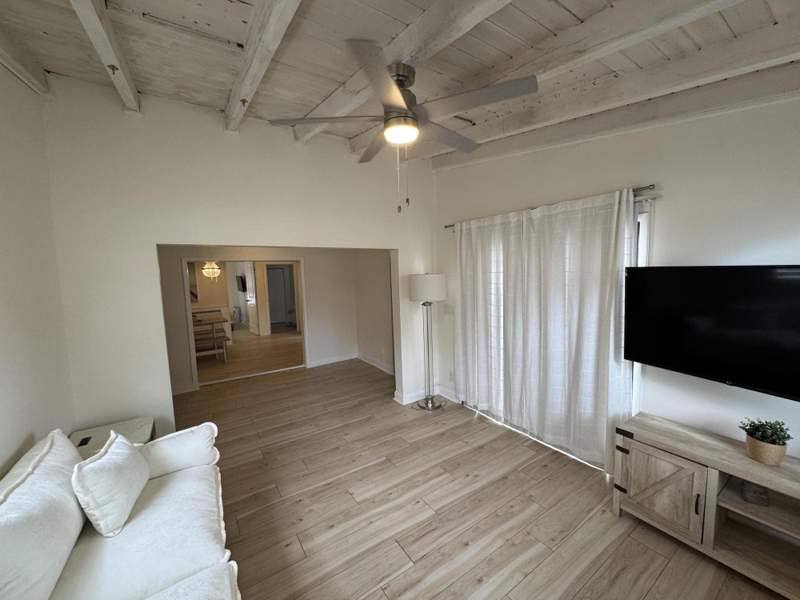 3 bedroom Single Family Residence at 17 S D Street #1, Lake Worth Town Of, Lake Worth Beach — photo 3