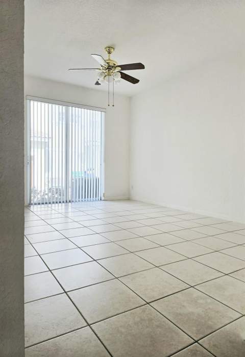 10589 NW 56th Place, Coral Springs FL - photo 8 of 44