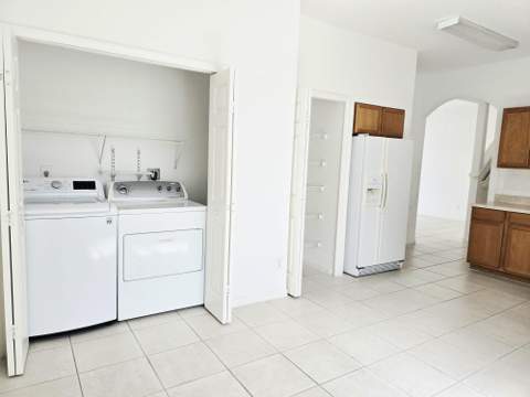 10589 NW 56th Place, Coral Springs FL - photo 12 of 44