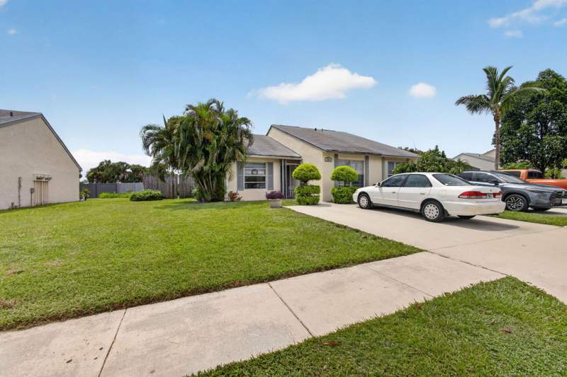 2 bedroom Villa at 262 Palmetto Court, Jupiter Village Ph II, Jupiter — photo 2