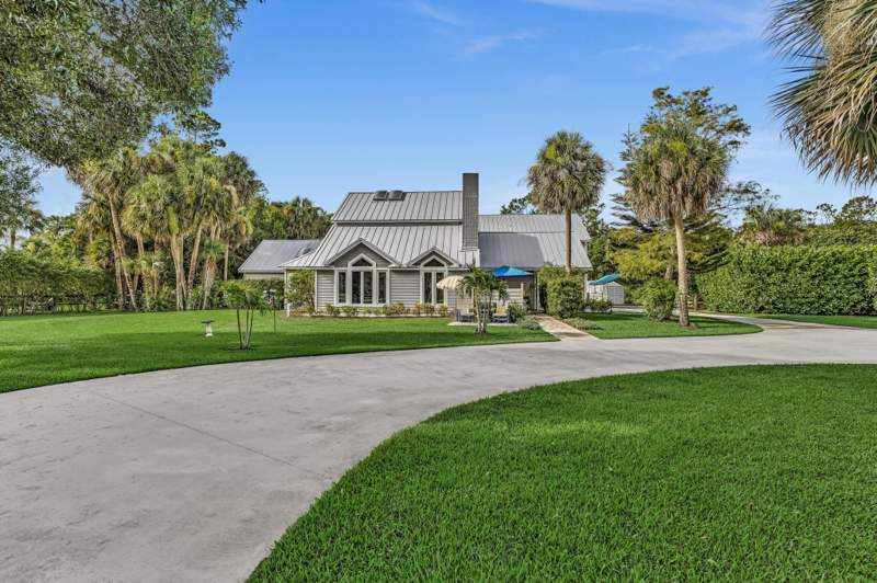 6 bedroom Single Family Residence at 14757 Stirrup Lane, Paddock Park, Wellington — photo 3