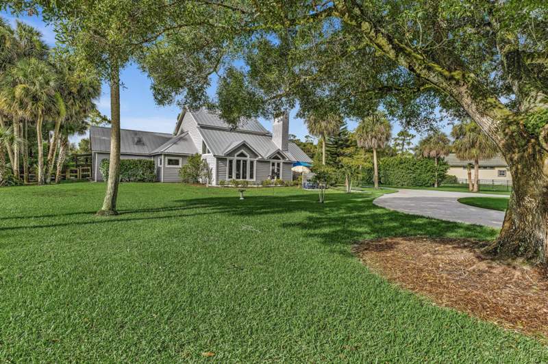 6 bedroom Single Family Residence at 14757 Stirrup Lane, Paddock Park, Wellington — photo 4
