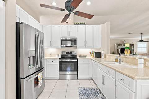 4870 SE Devenwood Way, Stuart FL - photo 13 of 36