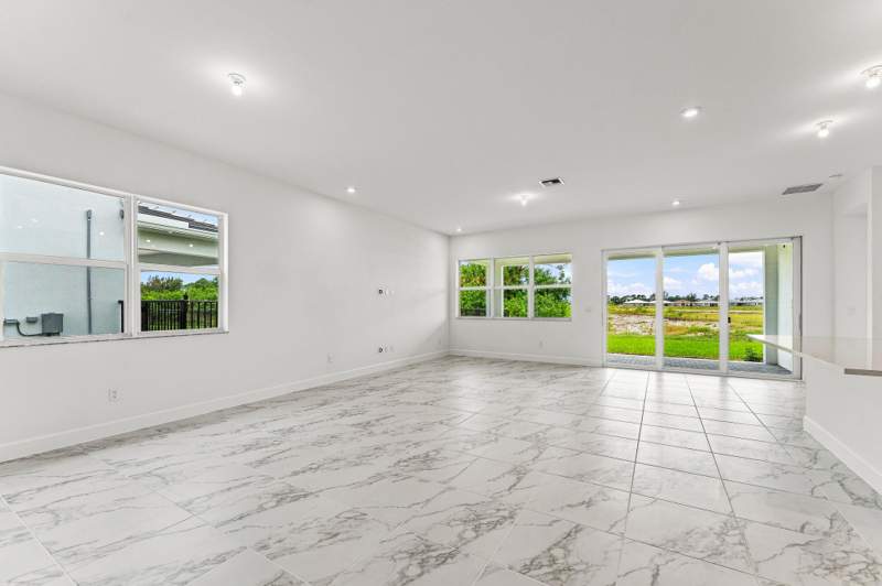 3 bedroom Single Family Residence at 14222 SW Artesia Dr Drive, Seville 6A Phase 2, Port St. Lucie — photo 5