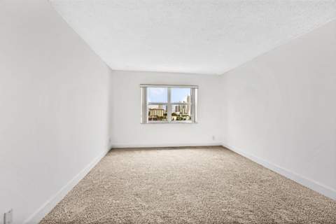 401 Golden Isles Drive #1014, Hallandale Beach FL - photo 10 of 28