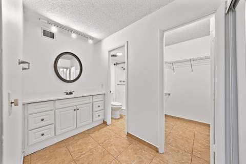 401 Golden Isles Drive #1014, Hallandale Beach FL - photo 14 of 28
