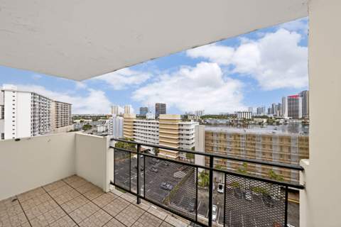 401 Golden Isles Drive #1014, Hallandale Beach FL - photo 20 of 28