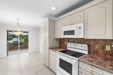 14605 Lucy Drive, Delray Beach FL - photo 14 of 31