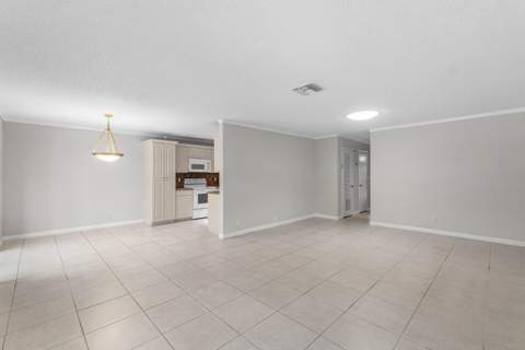 14605 Lucy Drive, Delray Beach FL - photo 17 of 31