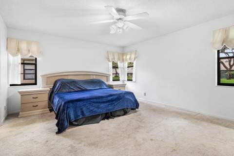 8271 Sun Lake Drive, Boca Raton FL - photo 19 of 37