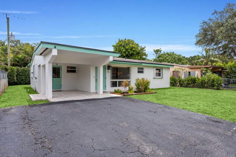 3 bedroom Single Family Residence at 4987 SW 25th Avenue, Seaboard Heights, Dania Beach — photo 3