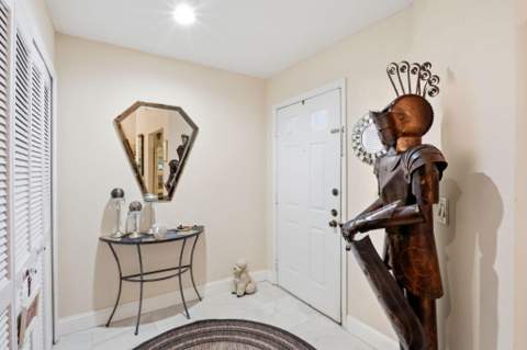 5853 Parkwalk Drive, Boynton Beach FL - photo 8 of 30