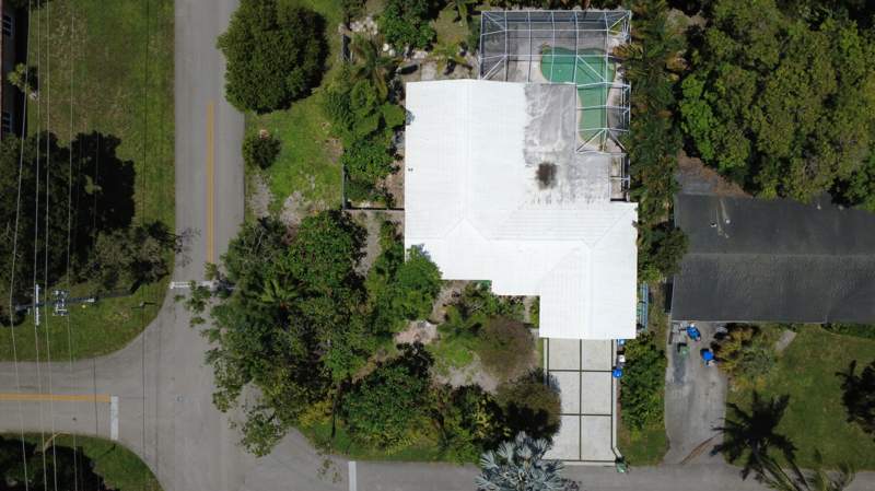 3 bedroom Single Family Residence at 1421 SW 13th Street, South Fork Estates, Fort Lauderdale — photo 4