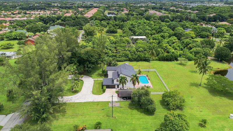 4 bedroom Single Family Residence at 10400 W Tara Boulevard, Tara Estates As, Boynton Beach — photo 5