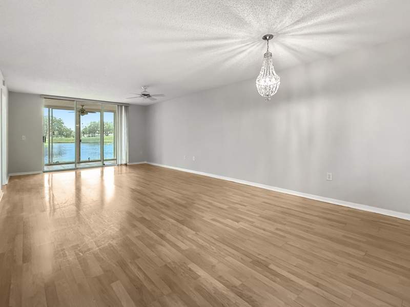 2 bedroom Condominium at 10111 NW 24th Place #106, Sunrise Lakes 197 Condo, Sunrise — photo 4
