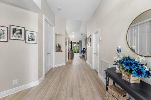 5641 Fountains Drive #5641, Lake Worth FL - photo 7 of 38