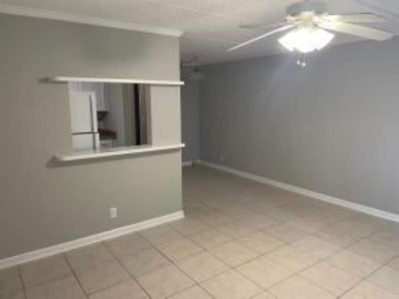 1 bedroom Condominium at 400 Village Green Circle #202, Village Green Windsor Condo, Palm Springs — photo 3