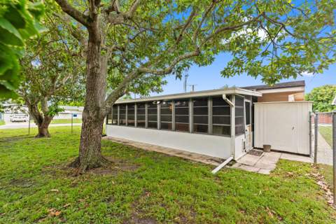 1111 NW 85th Way, Pembroke Pines FL - photo 14 of 14