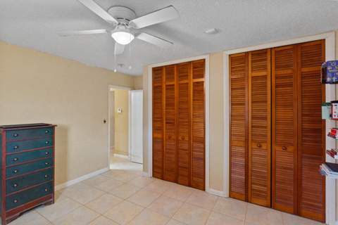 1111 NW 85th Way, Pembroke Pines FL - photo 7 of 14
