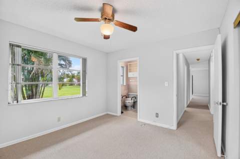 129 Greenbrier Drive, Palm Springs FL - photo 10 of 26