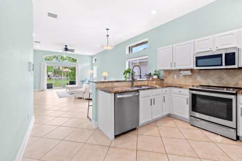 6513 Sandpiper Drive, Coconut Creek FL - photo 6 of 28
