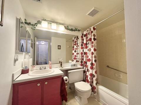 132 Lake Pine Circle #B-2, Greenacres FL - photo 23 of 42