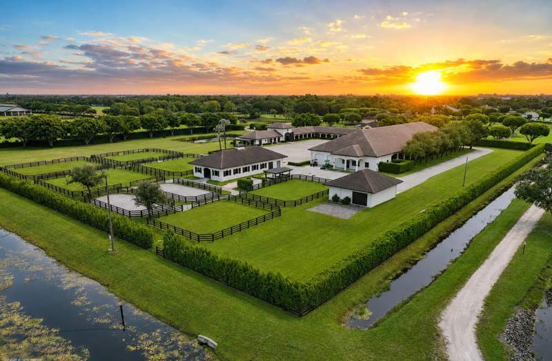 4 bedroom Single Family Residence at 13900 53rd Road, Palm Beach Point East Area, Wellington — photo 3