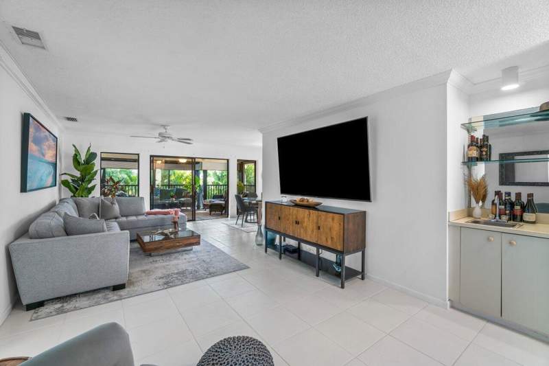3 bedroom Condominium at 50 Pelican Pointe Drive #2050, Pelican Pointe Condo, Delray Beach — photo 5