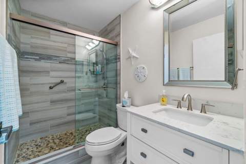 50 Pelican Pointe Drive #2050, Delray Beach FL - photo 20 of 26