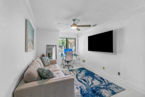50 Pelican Pointe Drive #2050, Delray Beach FL - photo 21 of 26