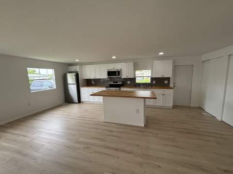 4435 Round Table Court, Boynton Beach FL - photo 10 of 31