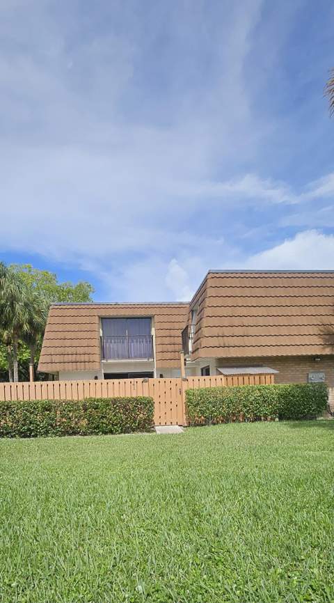 141 Heritage Way, West Palm Beach FL - photo 24 of 74