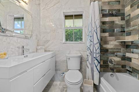 3929 Lowson Boulevard, Delray Beach FL - photo 8 of 14