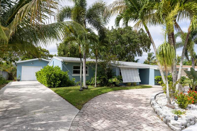 3 bedroom Single Family Residence at 2380 SW 15th Street, Flamingo Park Sec, Fort Lauderdale — photo 4