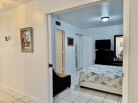 1421 NW 19th Terrace #102, Delray Beach FL - photo 7 of 32
