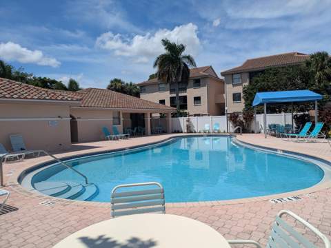 4101 Coral Tree Circle #117, Coconut Creek FL - photo 21 of 30
