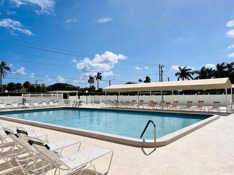 1421 NW 19th Terrace #102, Delray Beach FL - photo 19 of 32