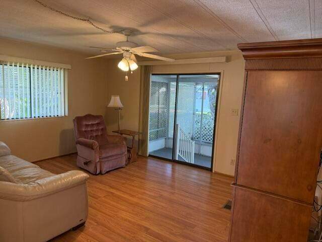 2 bedroom Mobile Home at 126 Yuma Way, METES AND BOUNDS, Fort Pierce — photo 5