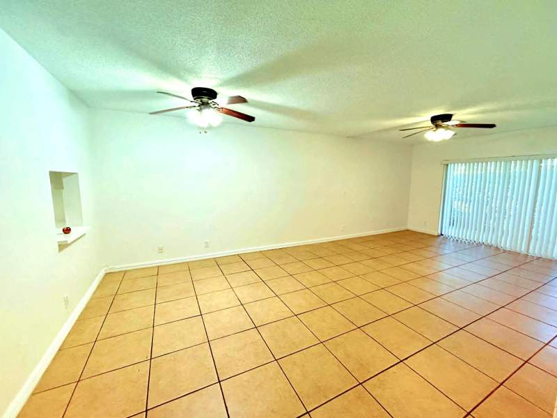 2 bedroom Condominium at 2960 Riverside Drive #113-2, Foxwood Hollow At Coral Springs, Coral Springs — photo 2