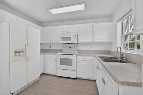 9621 Boca Gardens Circle #C, Boca Raton FL - photo 12 of 40