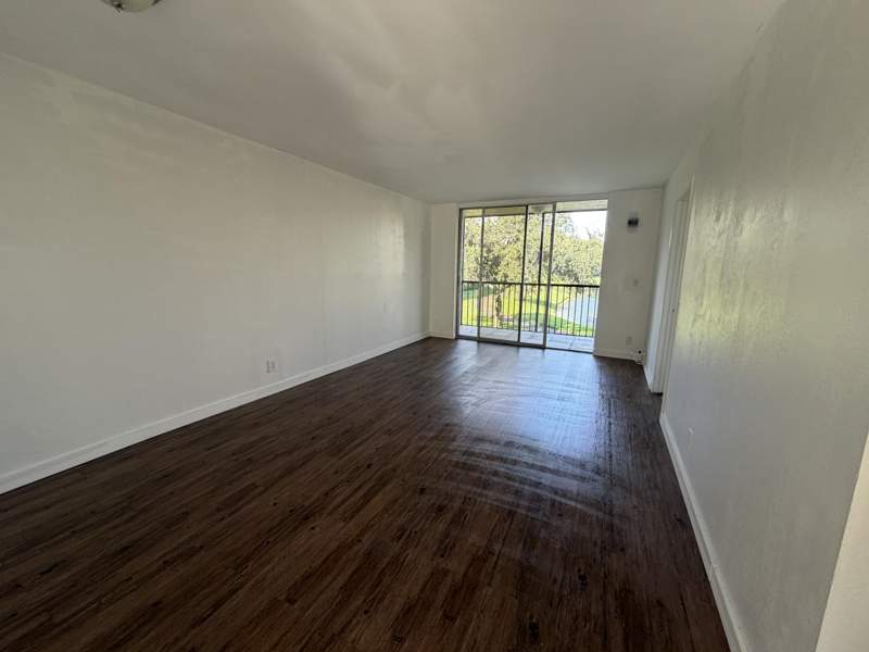 2 bedroom Condominium at 7960 NW 50th Street #202, Cascades Of Lauderhill, Lauderhill — photo 4