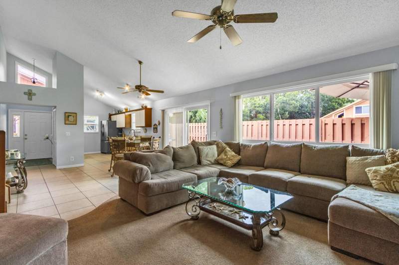 4 bedroom Townhouse at 111 Maplecrest Circle, Maplecrest, Jupiter — photo 5
