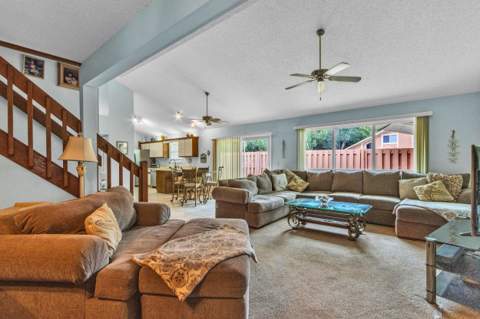 111 Maplecrest Circle, Jupiter FL - photo 7 of 30