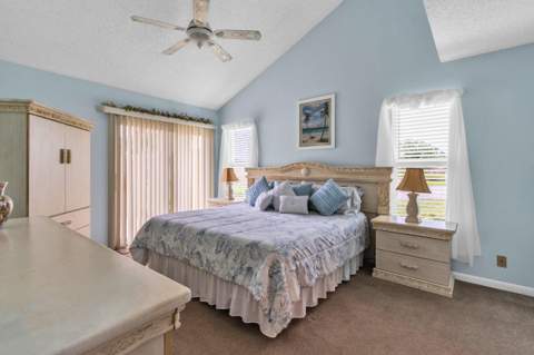 111 Maplecrest Circle, Jupiter FL - photo 10 of 30