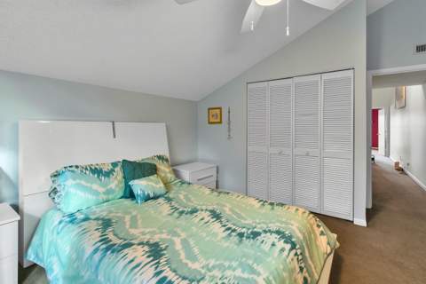 111 Maplecrest Circle, Jupiter FL - photo 23 of 30
