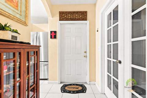 5863 Azalea Circle, West Palm Beach FL - photo 7 of 49