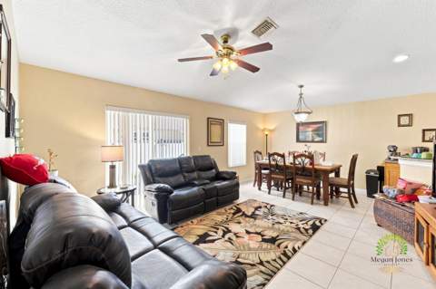 5863 Azalea Circle, West Palm Beach FL - photo 19 of 49