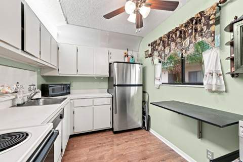 5370 Las Verdes Circle #304, Delray Beach FL - photo 10 of 26