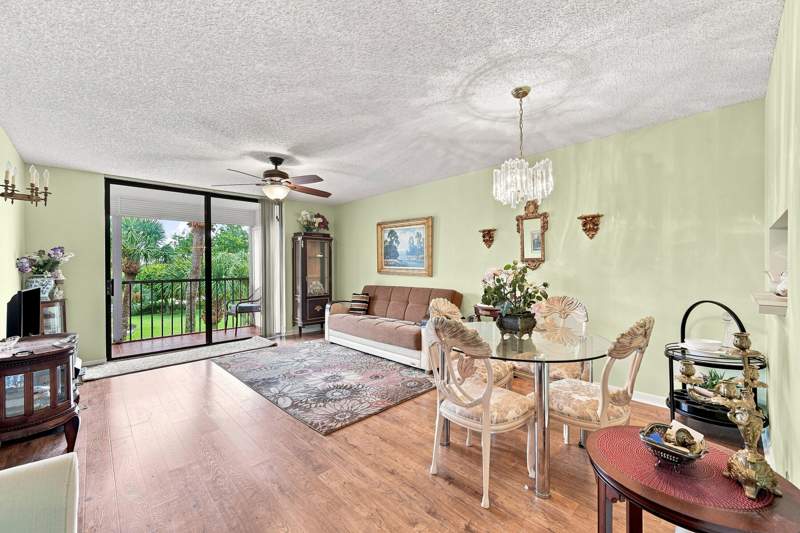 1 bedroom Condominium at 5370 Las Verdes Circle #304, Cypress Condo, Delray Beach — photo 4